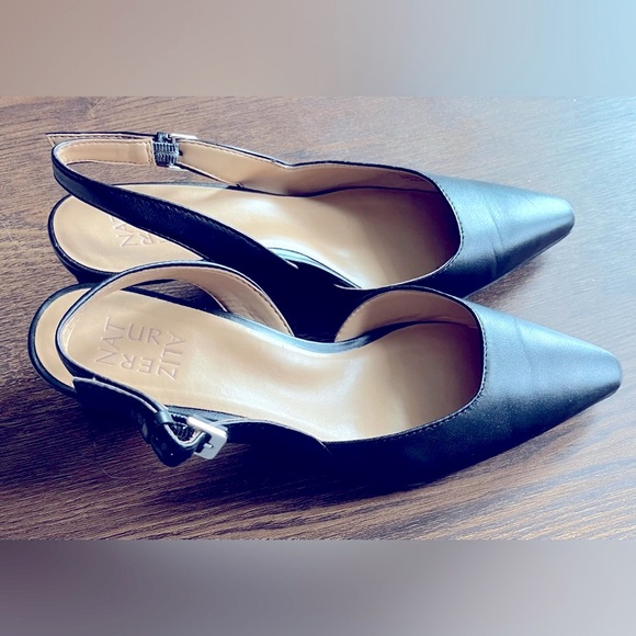 Naturalizer Black Dalary Slingback Pump Size 8.5 Wide Width - Picture 1 of 13
